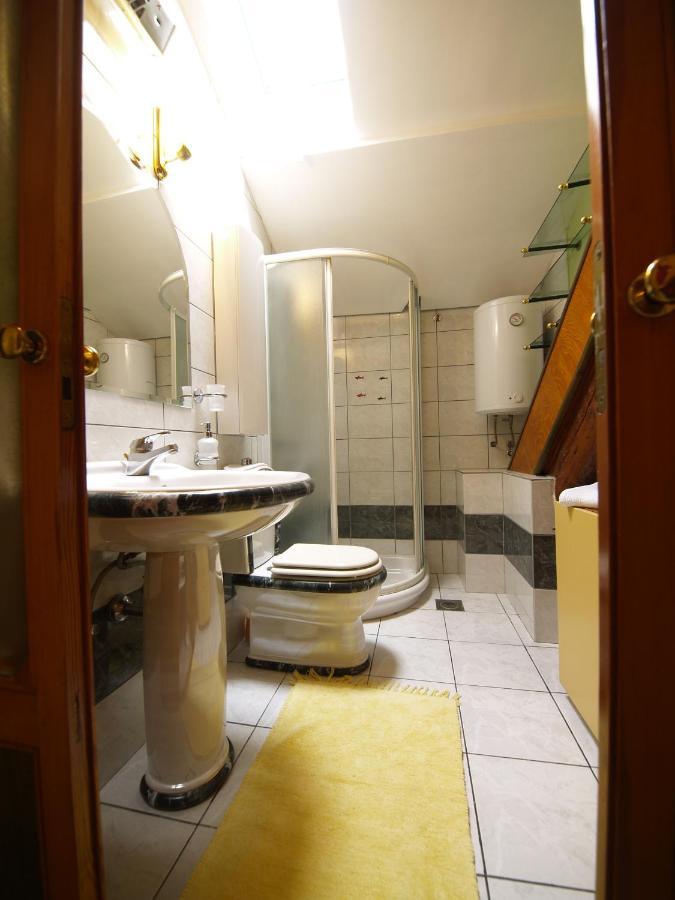 Famous Promenade Riva Apartment Split Zewnętrze zdjęcie